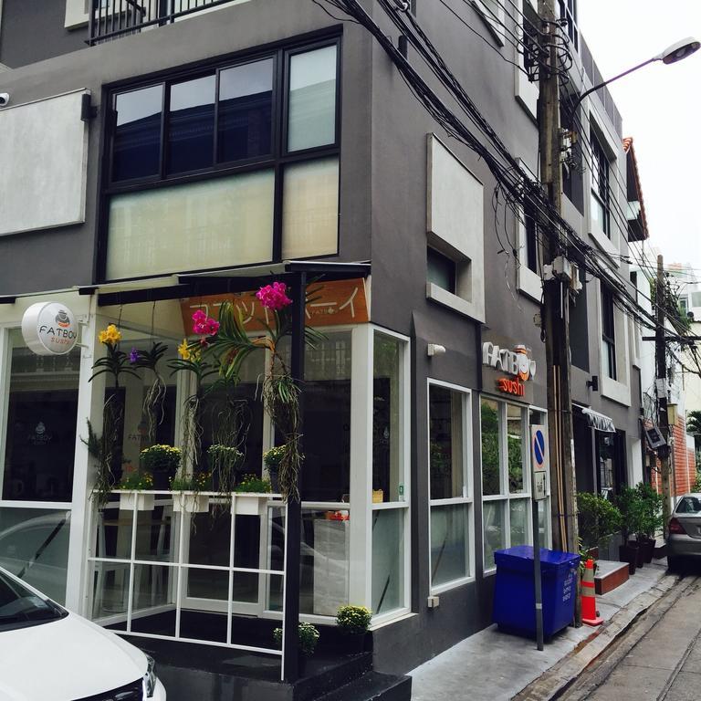 S Bloc Saladaeng Bed and Breakfast Bangkok Kamer foto