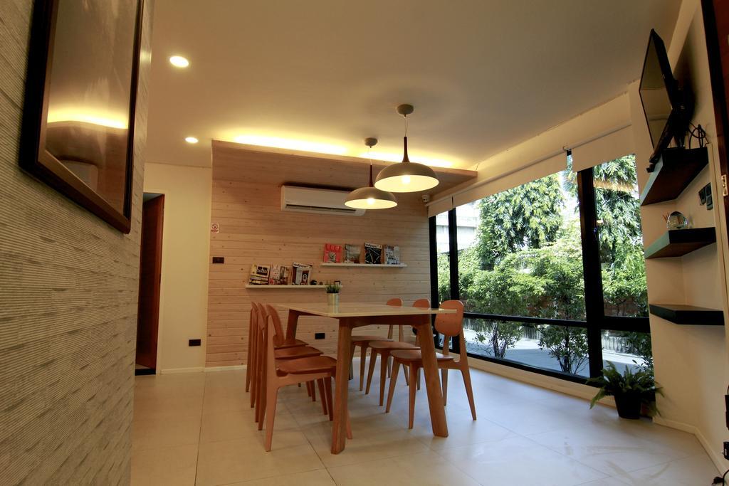 S Bloc Saladaeng Bed and Breakfast Bangkok Buitenkant foto