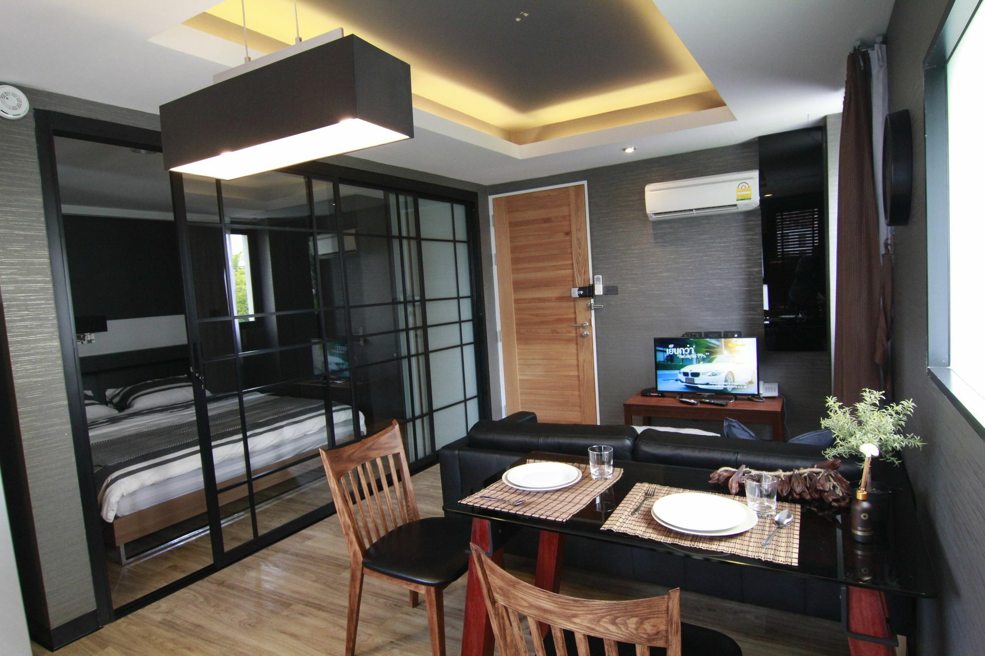 S Bloc Saladaeng Bed and Breakfast Bangkok Buitenkant foto