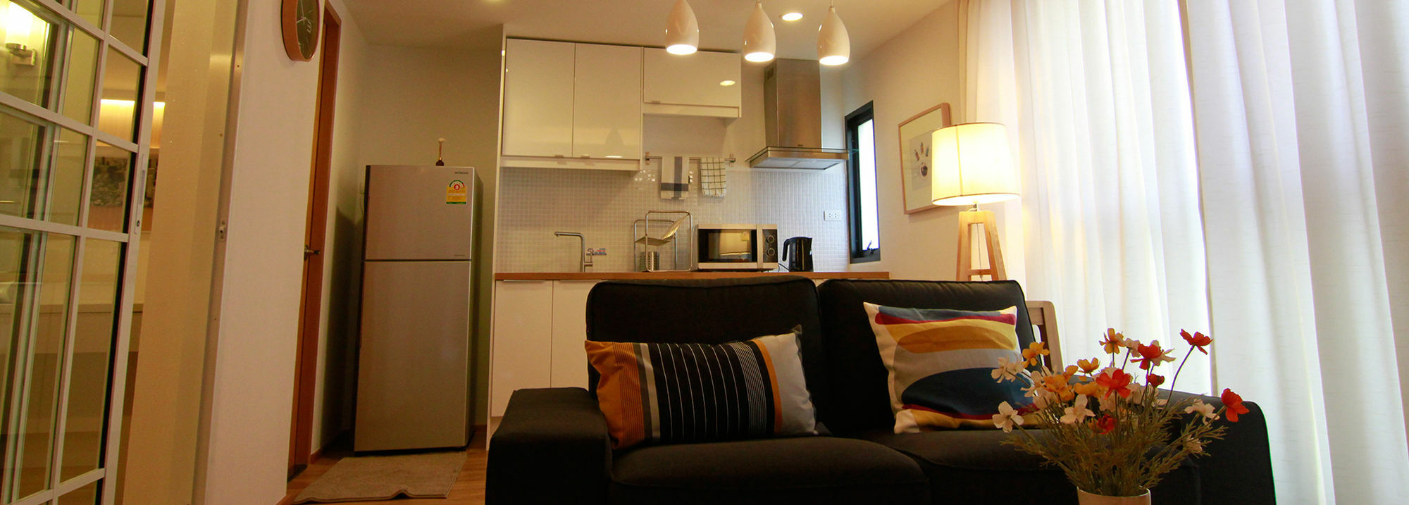 S Bloc Saladaeng Bed and Breakfast Bangkok Buitenkant foto